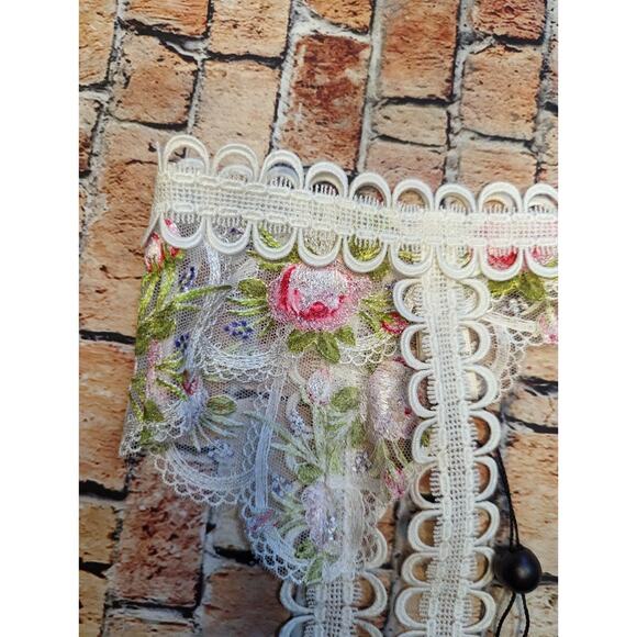 NWT For Love and Lemons Trellis Rose Garter Size: S - Picture 5 of 7